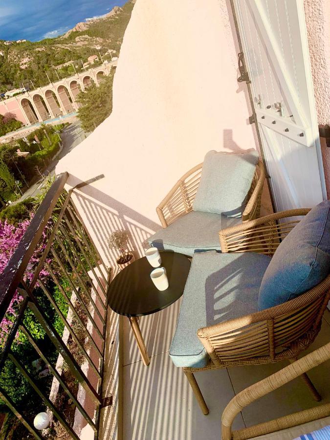 La Belle Vue-Charming Duplex Apartment With Sea View, 50 Meters From Beach And Private Parking Сен-Рафаэль Экстерьер фото